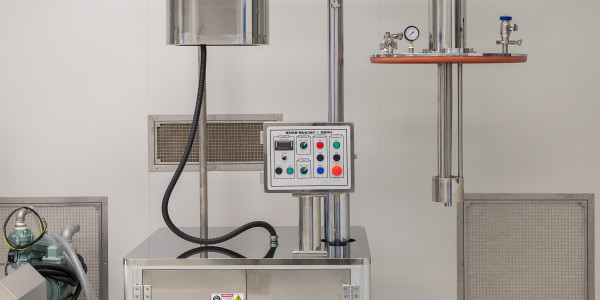 Tuberos · Instalación / Mantenimiento Tuberías Industriales Móstoles · Montaje de tuberías para transportar líquidos, gases o productos químicos